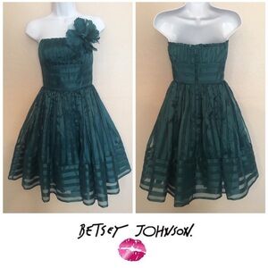 Betsy Johnson Green Party Dress